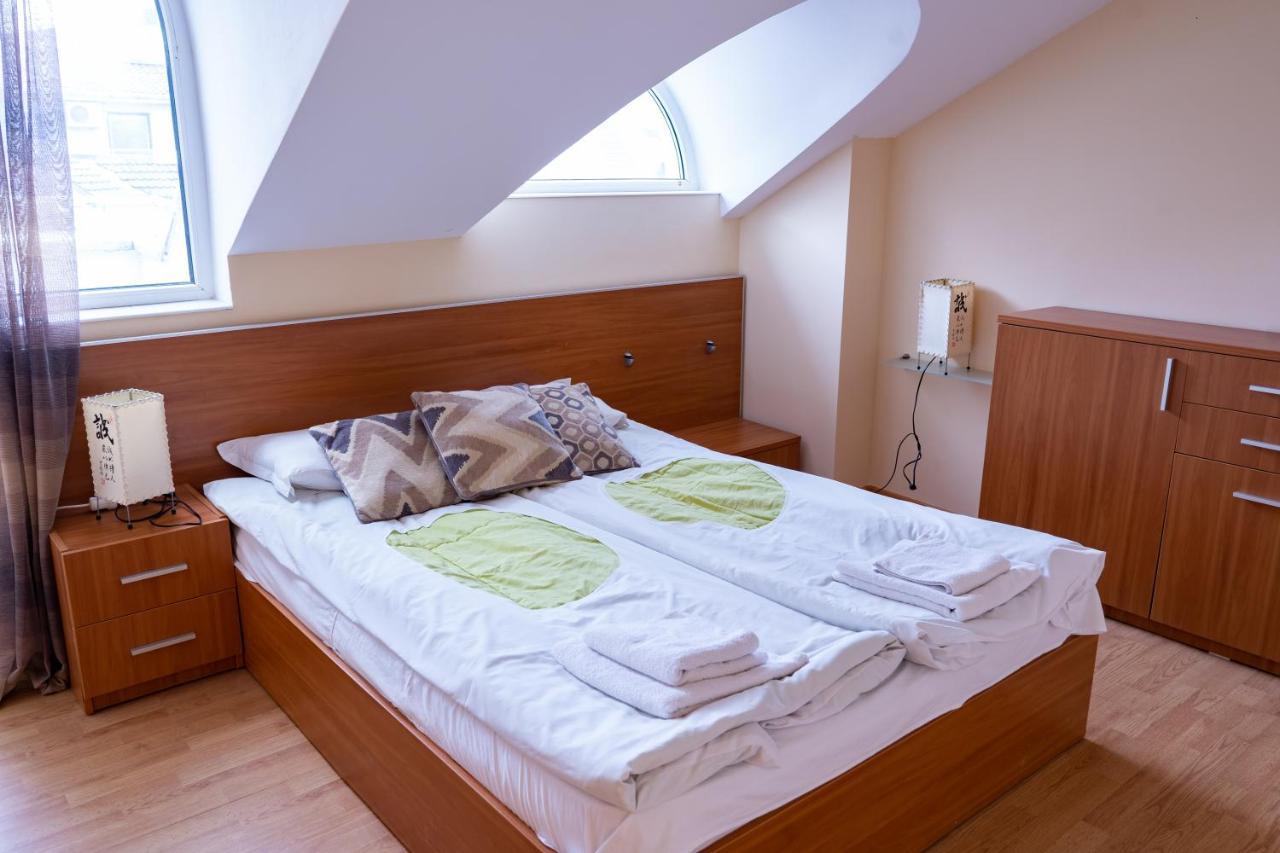 Maisonette Picadilly Varna Exterior foto